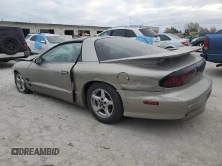 1999 Pontiac Firebird Formula with VIN 2G2FV22G7X2205961, listed as a Copart auction lot 75607124 with 199,676 mi miles and Clean title. Bid and sale history available at DreamBid. Image 2.