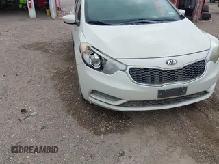 2015 Kia Forte LX with VIN KNAFK4A66F5314811, listed as a IAAI auction lot 42054640 with 123,901 mi miles. Bid and sale history available at carsss.com. Image 6.