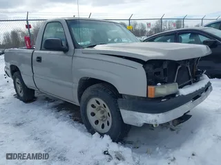 2006 Chevrolet Silverado 1500 Work Truck with VIN 1GCEC14X16Z109551, listed as a IAAI auction lot 41675946 with 165,224 mi miles. Bid and sale history available at carsss.com. Image 1.