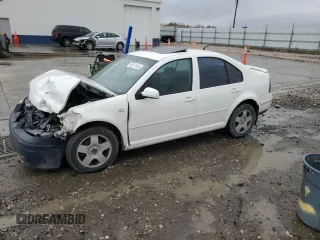2000 Volkswagen Jetta GLS z VIN 3VWSA29M8YM080760, wystawiony jako Copart lot #48217405 z przebiegiem Nie podano mil oraz Szkoda całkowita • Salvage title. Historia ofert i sprzedaży dostępna na DreamBid. Obrazek 1.