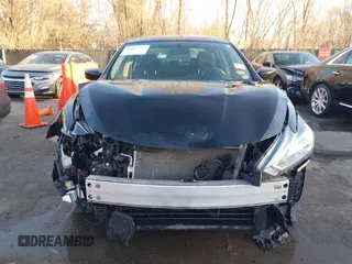 2018 Nissan Altima 2.5 S with VIN 1N4AL3AP9JC473345, listed as a IAAI auction lot 41803135 with 92,173 mi miles. Bid and sale history available at carsss.com. Image 12.