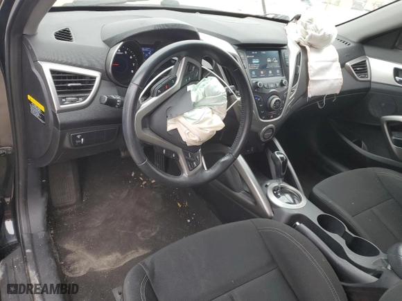 2017 Hyundai Veloster with VIN KMHTC6AD1HU311641, listed as a Copart auction lot 86575084 with 68,650 mi miles and Salvage Title. Bid and sale history available at carsss.com. Image 8.