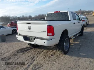 2018 Ram 2500 Tradesman with VIN 3C6UR5CJ3JG102535, listed as a IAAI auction lot 41299914 with 90,619 mi miles and . Bid and sale history available at DreamBid. Image 4.