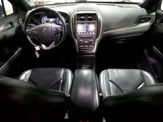 2016 Lincoln MKC Reserve z VIN 5LMCJ3D96GUJ03035, wystawiony jako Copart lot #48354615 z przebiegiem 76 595 mil mil oraz Szkody całkowita. Historia ofert i sprzedaży dostępna na DreamBid. Obrazek 8.