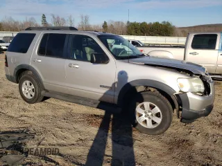 2007 Ford Explorer XLT with VIN 1FMEU73847UB66380, listed as a Copart auction lot 47438215 with 233,159 mi miles and Salvage Title. Bid and sale history available at carsss.com. Image 4.