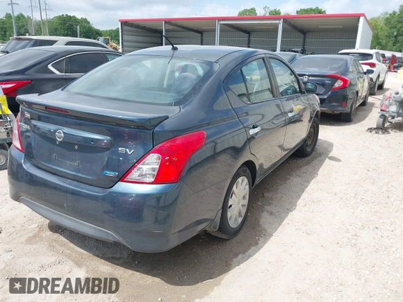2015 Nissan Versa SV with VIN 3N1CN7AP8FL894119, listed as a IAAI auction lot 42045945 with 88,458 mi miles. Bid and sale history available at carsss.com. Image 4.