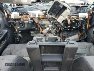 2024 Toyota Tundra Limited z VIN 5TFJA5DB9RX171585, wystawiony jako Copart lot #54882485 z przebiegiem Nie podano mil oraz Szkoda całkowita • Salvage title. Historia ofert i sprzedaży dostępna na DreamBid. Obrazek 8.