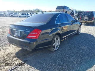 2013 Mercedes-Benz S with VIN WDDNG9EB5DA526856, listed as a IAAI auction lot 41828939 with 130,544 mi miles. Bid and sale history available at carsss.com. Image 4.