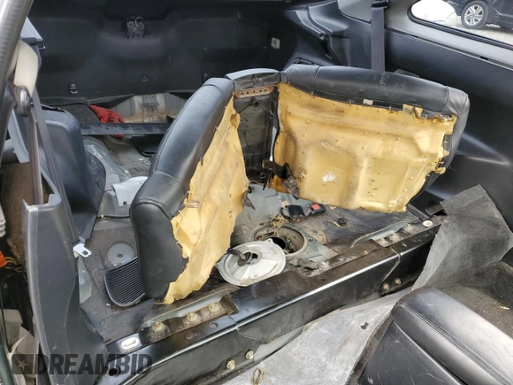2000 Acura Integra GS-R z VIN JH4DC2394YS005795, wystawiony jako Copart lot #56994775 z przebiegiem 183 028 mil mil oraz Szkoda całkowita • Salvage title. Historia ofert i sprzedaży dostępna na DreamBid. Obrazek 10.