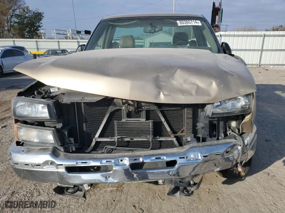 2006 Chevrolet Silverado 1500 LS with VIN 1GCEC14V66Z239551, listed as a Copart auction lot 80305714 with 104,206 mi miles and Salvage Title. Bid and sale history available at carsss.com. Image 5.