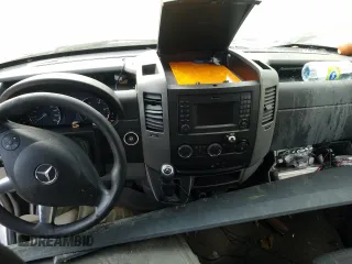 2014 Mercedes-Benz Sprinter with VIN WD3BE7DC8E5837543, listed as a Copart auction lot 63895324 with Not Provided miles and Salvage Title. Bid and sale history available at DreamBid. Image 8.