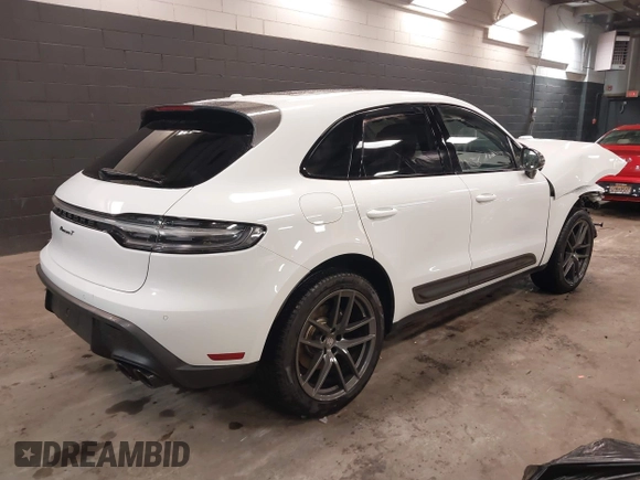 2024 Porsche Macan with VIN WP1AA2A59RLB10479, listed as a IAAI auction lot 41420275 with 6,897 mi miles and . Bid and sale history available at DreamBid. Image 4.