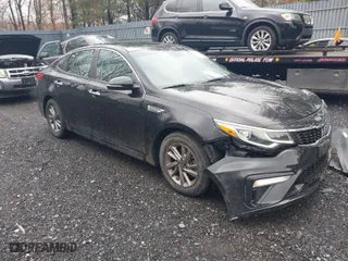 2020 Kia Optima LX with VIN 5XXGT4L33LG426948, listed as a IAAI auction lot 41741270 with 45,703 mi miles. Bid and sale history available at carsss.com. Image 1.