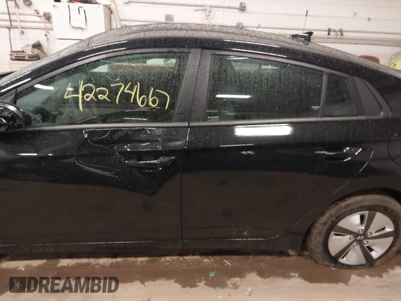 2018 Hyundai Ioniq Blue z VIN KMHC65LC9JU068768, wystawiony jako IAAI lot #42274667 z przebiegiem 282 000 mil mil oraz . Historia ofert i sprzedaży dostępna na DreamBid. Obrazek 14.
