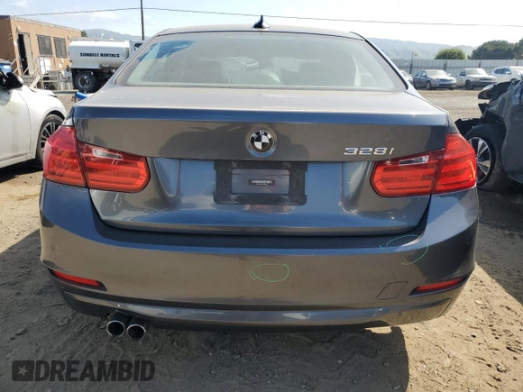 2013 BMW 3 Series 328i с VIN WBA3C1C58DF443921, выставлен на аукционе Copart как лот 52677255 с пробегом 86 949 миль миль и Списание • Salvage title. История ставок и продаж доступна на DreamBid. Изображение 6.