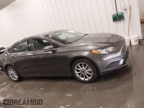 2017 Ford Fusion SE with VIN 3FA6P0HDXHR252448, listed as a IAAI auction lot 41709141 with 111,501 mi miles. Bid and sale history available at carsss.com. Image 13.