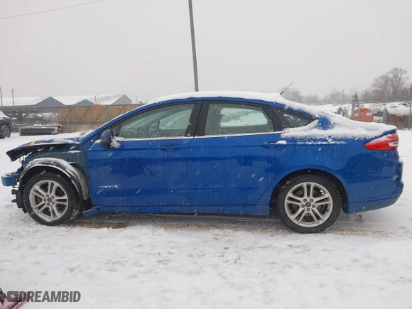 2018 Ford Fusion Hybrid S with VIN 3FA6P0UU8JR122342, listed as a IAAI auction lot 41355323 with 85,304 mi miles. Bid and sale history available at carsss.com. Image 15.
