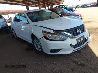 2017 Nissan Altima SR with VIN 1N4AL3APXHN331147, listed as a IAAI auction lot 42136091 with 125,376 mi miles and . Bid and sale history available at DreamBid. Image 1.