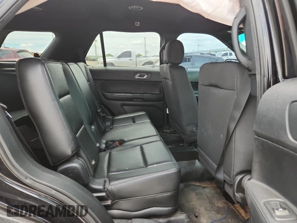 2017 Ford Police Interceptor Utility с VIN 1FM5K8AR6HGA63727, выставлен на аукционе Copart как лот 63182595 с пробегом 114 428 миль миль и Списание • Salvage title. История ставок и продаж доступна на DreamBid. Изображение 11.