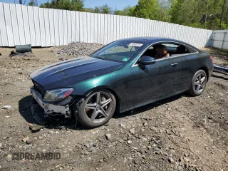 2018 Mercedes-Benz E 400 z VIN WDD1J6GB1JF020015, wystawiony jako Copart lot #53930155 z przebiegiem 140 969 mil mil oraz Szkoda całkowita • Salvage title. Historia ofert i sprzedaży dostępna na DreamBid. Obrazek 1.
