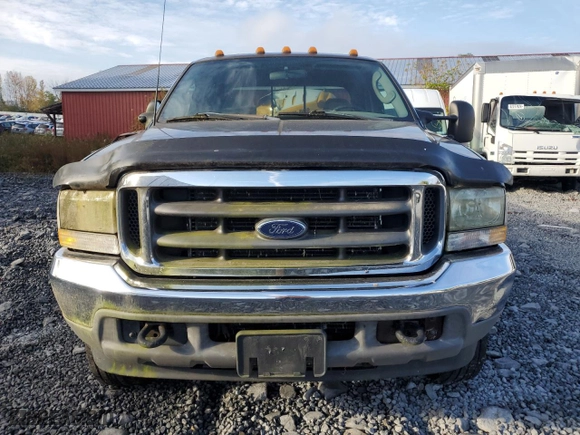 2003 Ford Super Duty F-450 DRW XL with VIN 1FDXW46P13EC18704, listed as a Copart auction lot 73657814 with 153,552 mi miles and Salvage Title. Bid and sale history available at carsss.com. Image 5.