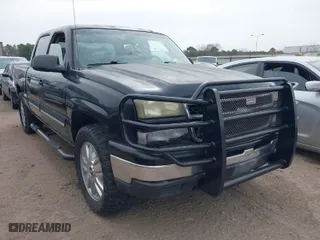 2006 Chevrolet Silverado 1500 LS with VIN 2GCEK13VX61299300, listed as a IAAI auction lot 41742351 with 194,576 mi miles. Bid and sale history available at carsss.com. Image 1.