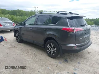 2018 Toyota RAV4 LE z VIN JTMBFREV9JJ742196, wystawiony jako IAAI lot #42242296 z przebiegiem 97 479 mil mil oraz . Historia ofert i sprzedaży dostępna na DreamBid. Obrazek 3.
