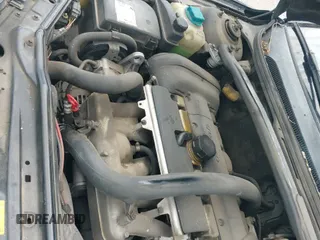 2007 Volvo XC70 with VIN YV4SZ592671254605, listed as a IAAI auction lot 42708778 with 198,073 mi miles and . Bid and sale history available at DreamBid. Image 12.