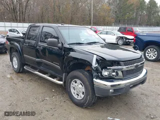 2005 Chevrolet Colorado 1SF LS Z71 with VIN 1GCDT136258273240, listed as a IAAI auction lot 41107257 with 251,788 mi miles. Bid and sale history available at carsss.com. Image 6.