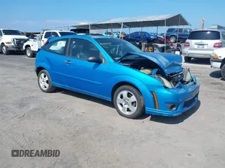 2007 Ford Focus S with VIN 1FAHP31N77W235549, listed as a IAAI auction lot 41377428 with 221,626 mi miles and . Bid and sale history available at carsss.com. Image 1.