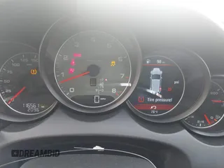 2013 Porsche Cayenne S с VIN WP1AB2A20DLA85337, выставлен на аукционе IAAI как лот 41875317 с пробегом 116 561 миль миль и . История ставок и продаж доступна на DreamBid. Изображение 7.
