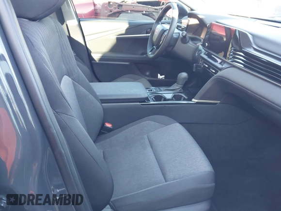 2025 Toyota Camry LE with VIN 4T1DAACK6SU013957, listed as a IAAI auction lot 41500800 with 31,414 mi miles and . Bid and sale history available at DreamBid. Image 5.