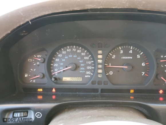 2000 Toyota Land Cruiser with VIN JT3HT05J4Y0092547, listed as a Copart auction lot 82681994 with 190,088 mi miles and Clean Title. Bid and sale history available at carsss.com. Image 9.