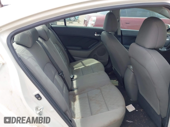 2015 Kia Forte LX with VIN KNAFK4A66F5314811, listed as a IAAI auction lot 42054640 with 123,901 mi miles. Bid and sale history available at carsss.com. Image 8.