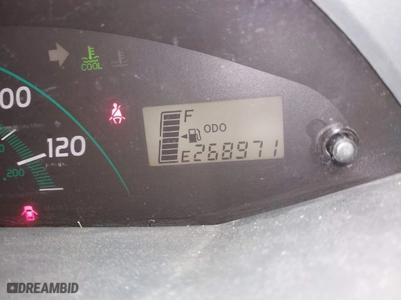 2007 Toyota Yaris with VIN JTDJT923475103121, listed as a IAAI auction lot 41812639 with 268,971 mi miles. Bid and sale history available at carsss.com. Image 7.