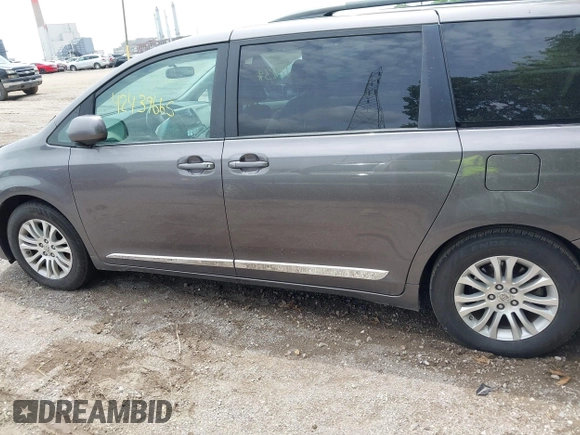 2012 Toyota Sienna XLE AAS with VIN 5TDYK3DC0CS199104, listed as a IAAI auction lot 42439665 with 252,187 mi miles and . Bid and sale history available at DreamBid. Image 14.