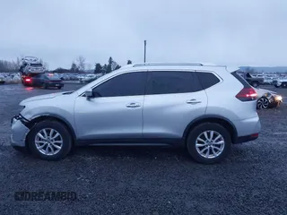 2019 Nissan Rogue SV with VIN KNMAT2MV2KP519056, listed as a IAAI auction lot 41236014 with 113,031 mi miles. Bid and sale history available at carsss.com. Image 15.