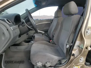 2007 Suzuki Forenza z VIN KL5JD86Z97K720530, wystawiony jako Copart lot #85948614 z przebiegiem 158 174 mil mil oraz Szkody całkowita. Historia ofert i sprzedaży dostępna na DreamBid. Obrazek 7.