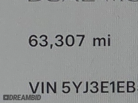 2022 Tesla Model 3 Long Range z VIN 5YJ3E1EB5NF205806, wystawiony jako IAAI lot #42063489 z przebiegiem 63 307 mil mil oraz . Historia ofert i sprzedaży dostępna na DreamBid. Obrazek 15.