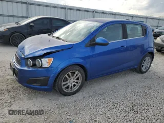2016 Chevrolet Sonic LT with VIN 1G1JC6SB3G4126233, listed as a Copart auction lot 84886084 with 84,688 mi miles and Salvage Title. Bid and sale history available at carsss.com. Image 1.