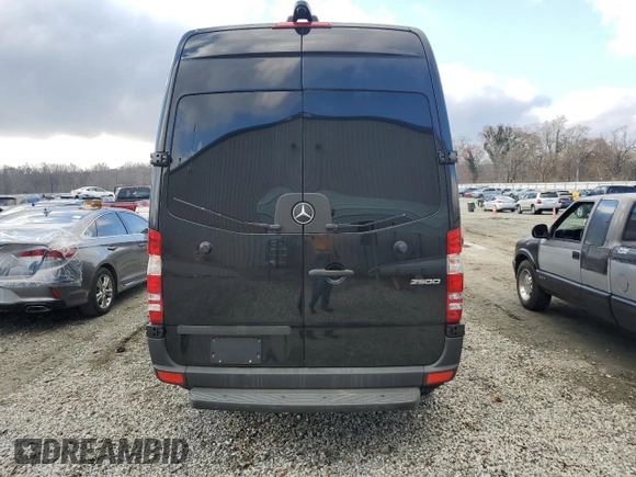 2018 Mercedes-Benz Sprinter with VIN 8BRPE7CD2JE159564, listed as a Copart auction lot 85987274 with 39,525 mi miles and Salvage Title. Bid and sale history available at DreamBid. Image 6.