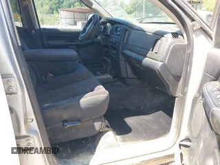 2004 Dodge 1500 SLT with VIN 1D7HU18N14S725944, listed as a IAAI auction lot 40163214 with 238,936 mi miles and . Bid and sale history available at carsss.com. Image 5.