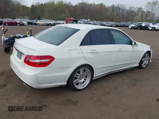 2011 Mercedes-Benz E 350 Luxury with VIN WDDHF8HB5BA491366, listed as a IAAI auction lot 42101099 with 310,217 mi miles and . Bid and sale history available at DreamBid. Image 4.