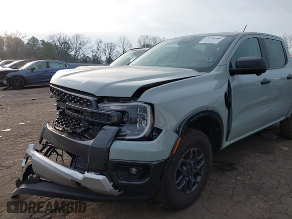 2024 Ford Ranger XLT with VIN 1FTER4HH7RLE32321, listed as a IAAI auction lot 41790946 with 9,000 mi miles. Bid and sale history available at carsss.com. Image 18.