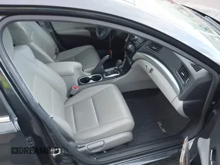2016 Acura ILX with VIN 19UDE2F38GA021524, listed as a IAAI auction lot 41723974 with 82,415 mi miles and . Bid and sale history available at DreamBid. Image 5.