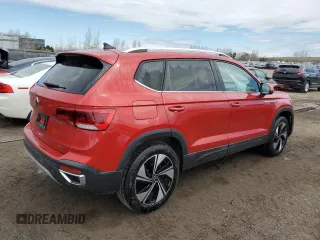 2024 Volkswagen Taos SE z VIN 3VVUX7B25RM025489, wystawiony jako Copart lot #55834005 z przebiegiem 19 985 mil mil oraz Szkoda całkowita • Salvage title. Historia ofert i sprzedaży dostępna na DreamBid. Obrazek 3.