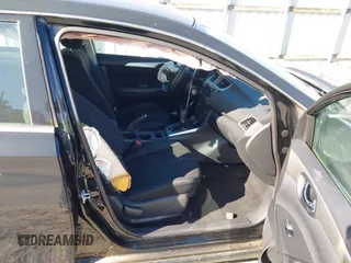 2016 Nissan Sentra S with VIN 3N1AB7AP6GY319909, listed as a IAAI auction lot 40891998 with 99,381 mi miles. Bid and sale history available at carsss.com. Image 5.