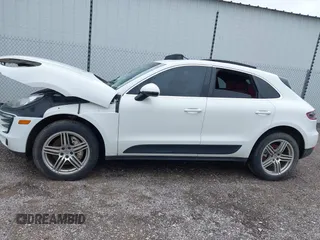 2015 Porsche Macan S with VIN WP1AB2A50FLB64939, listed as a IAAI auction lot 42260919 with 11 mi miles and . Bid and sale history available at DreamBid. Image 14.