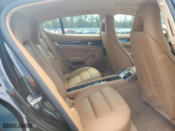 2016 Porsche Panamera 4 with VIN WP0AA2A74GL005557, listed as a Copart auction lot 61807854 with 58,415 mi miles and Salvage Title. Bid and sale history available at carsss.com. Image 10.