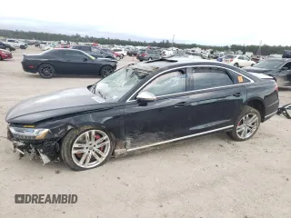 2020 Audi S8 z VIN WAU8SAF86LN015865, wystawiony jako Copart lot #71360452 z przebiegiem Nie podano mil oraz . Historia ofert i sprzedaży dostępna na DreamBid. Obrazek 1.